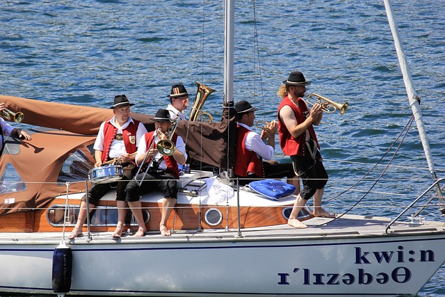 靠硬实力保 靠硬实力保